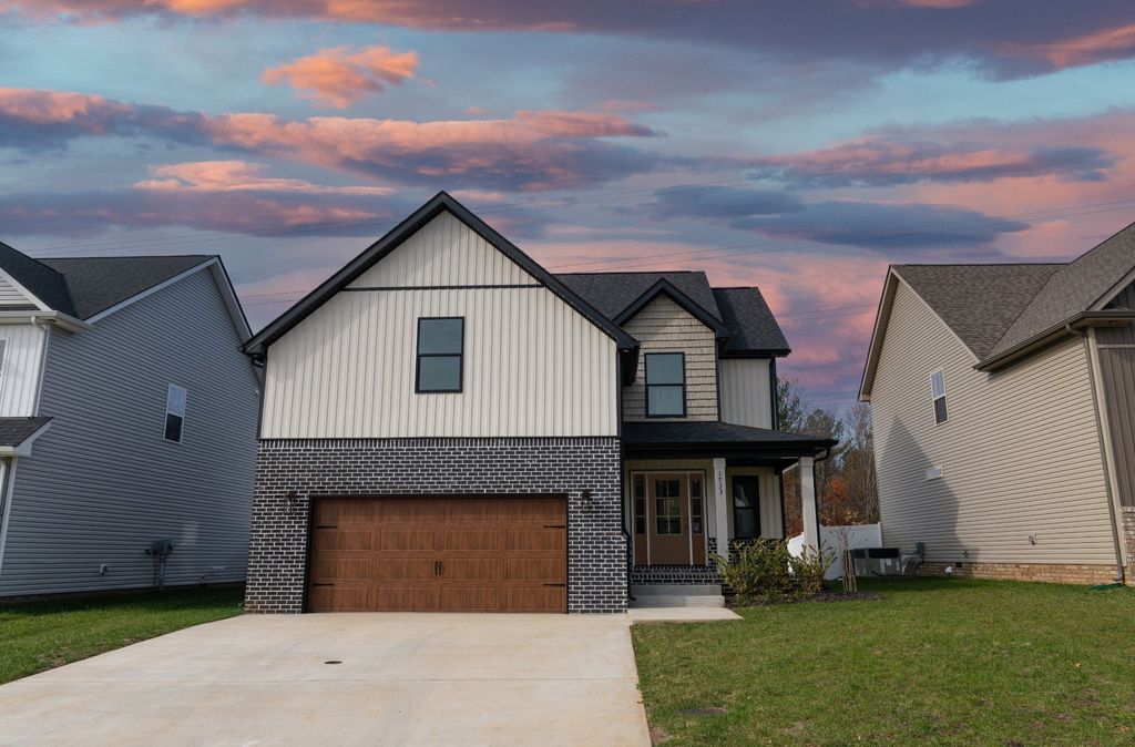 58 Hilltop, Clarksville, TN 37040