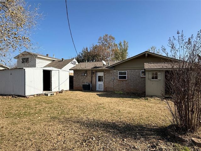 14005 Gateway Drive, Edmond, OK 73013