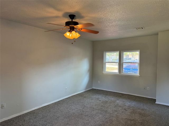 14005 Gateway Drive, Edmond, OK 73013