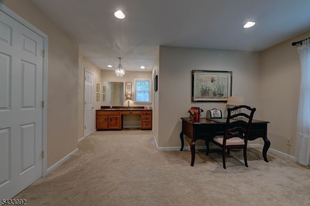 71 Cheshire Ln, Ringwood Boro, NJ 07456