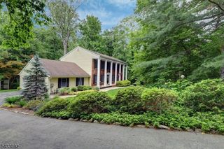 71 Cheshire Ln, Ringwood Boro, NJ 07456