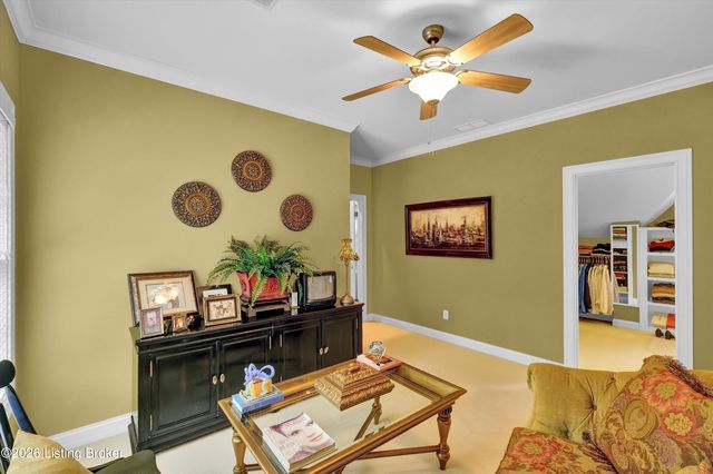 560 N Hubbards Ln, Louisville, KY 40207