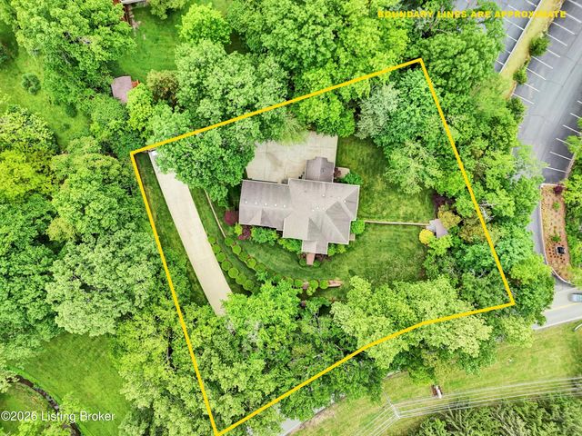 560 N Hubbards Ln, Louisville, KY 40207