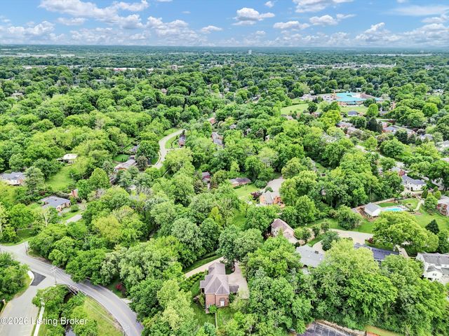 560 N Hubbards Ln, Louisville, KY 40207