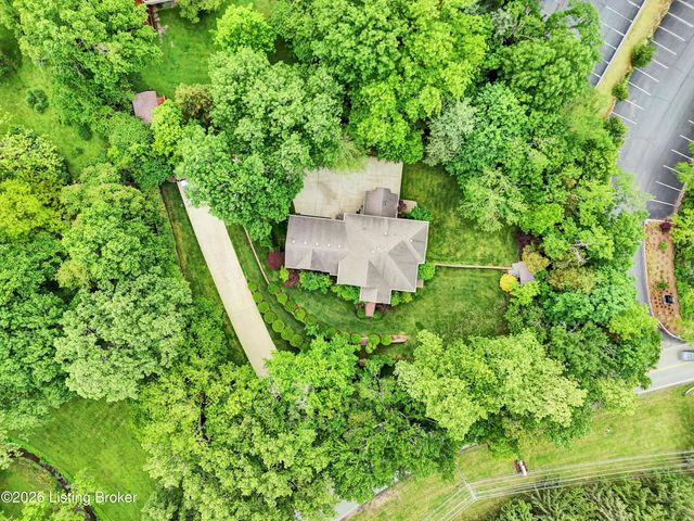 560 N Hubbards Ln, Louisville, KY 40207