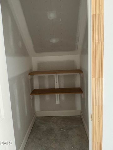 1027 N Lincoln Street, Benson, NC 27504