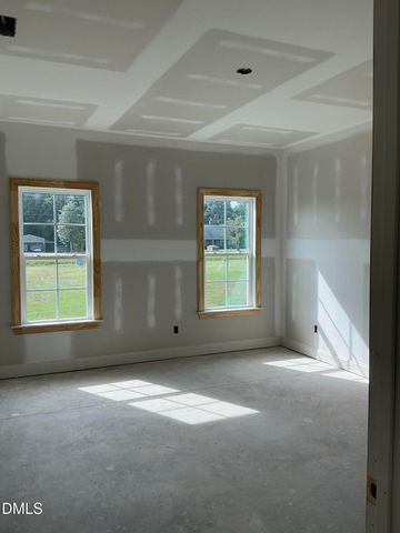 1027 N Lincoln Street, Benson, NC 27504