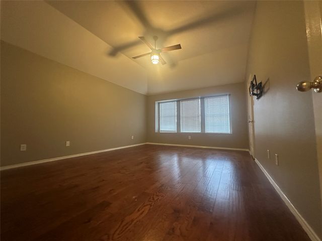 10107 Norman Court, Irving, TX 75063