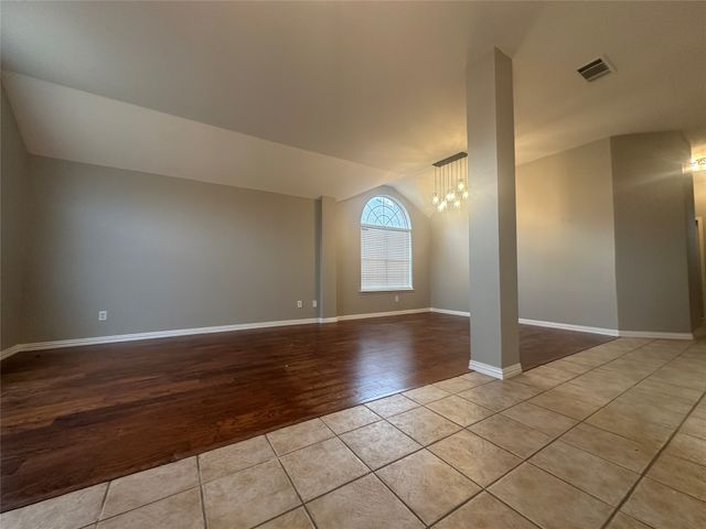 10107 Norman Court, Irving, TX 75063