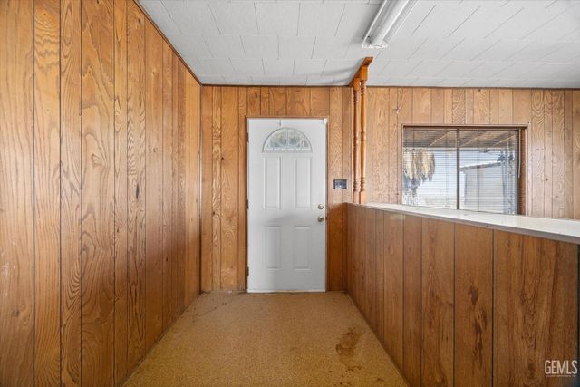 523 Kristin Street, Taft, CA 93268