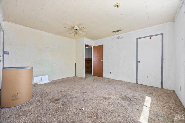 523 Kristin Street, Taft, CA 93268