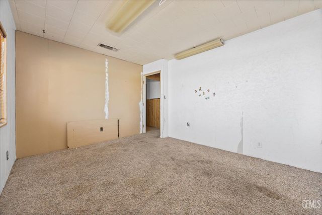 523 Kristin Street, Taft, CA 93268