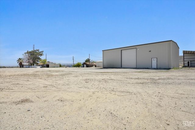 523 Kristin Street, Taft, CA 93268