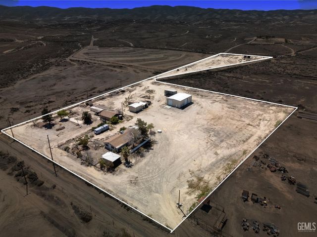 523 Kristin Street, Taft, CA 93268