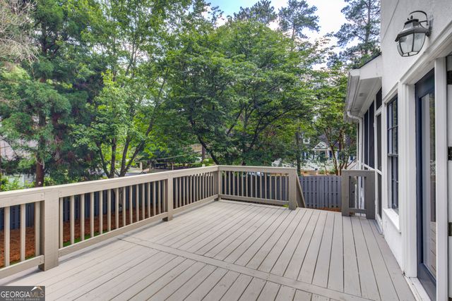2059 Howell Mill Road NW, Atlanta, GA 30318