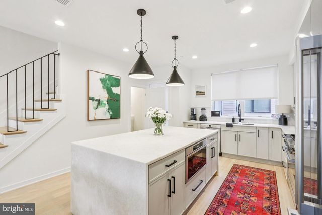 953 N MARSHALL ST, Philadelphia, PA 19123