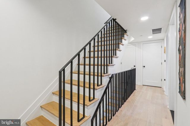 953 N MARSHALL ST, Philadelphia, PA 19123