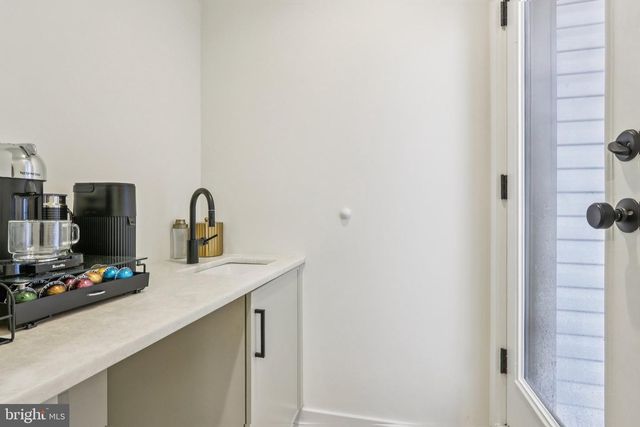 953 N MARSHALL ST, Philadelphia, PA 19123