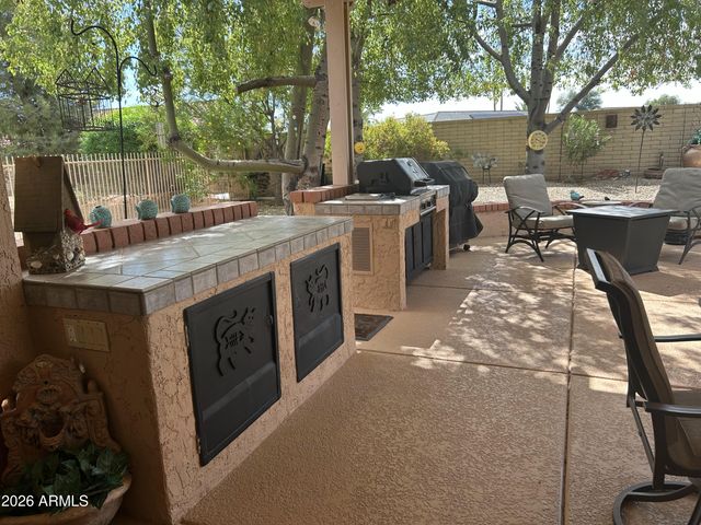 14201 W PARADA Drive, Sun City West, AZ 85375