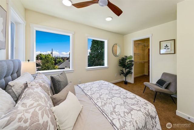 330 NE Elk Place, Seattle, WA 98115