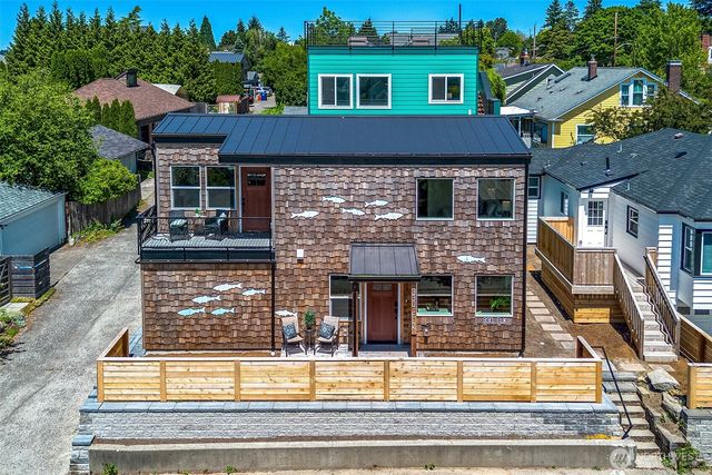 330 NE Elk Place, Seattle, WA 98115