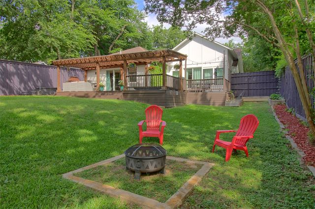 9030 San Benito Way, Dallas, TX 75218