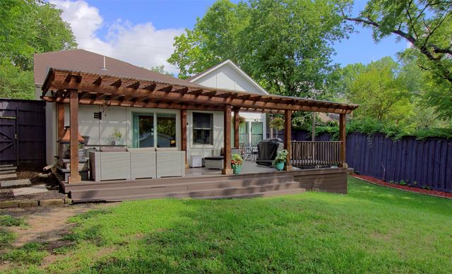 9030 San Benito Way, Dallas, TX 75218