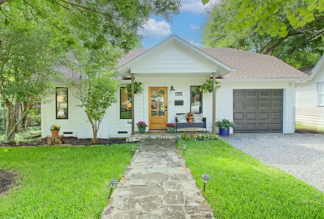 9030 San Benito Way, Dallas, TX 75218