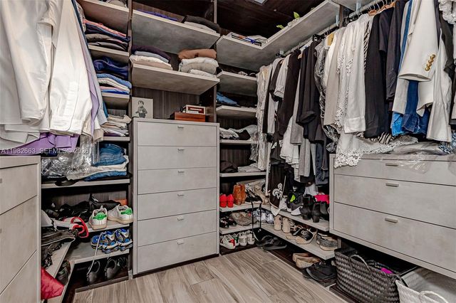 801 S Miami Ave 4508, Miami, FL 33130