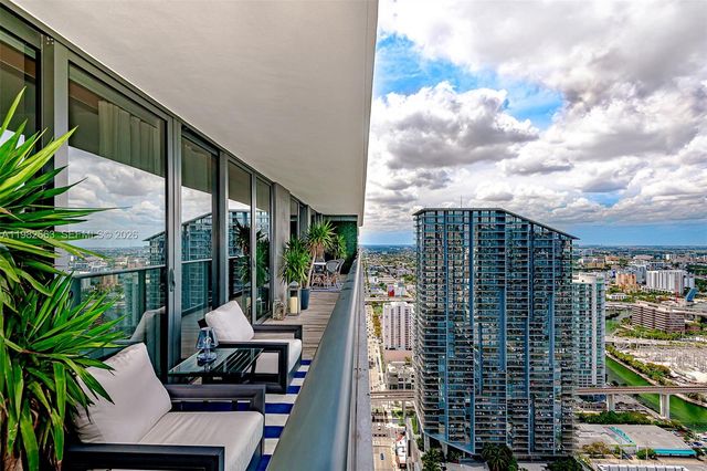 801 S Miami Ave 4508, Miami, FL 33130