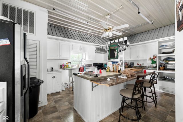 1647 N County Road 425 E, Avon, IN 46123