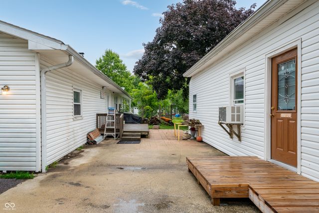 1647 N County Road 425 E, Avon, IN 46123