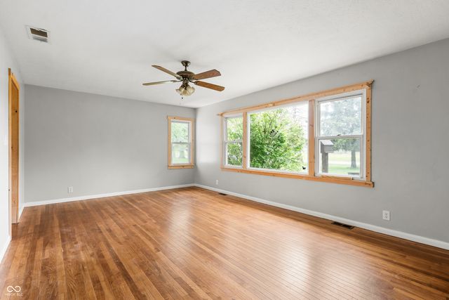 1647 N County Road 425 E, Avon, IN 46123