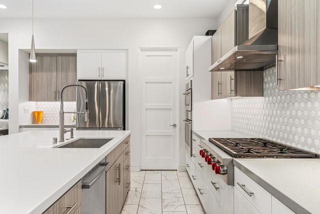 181 Vibe Way, Palm Springs, CA 92262