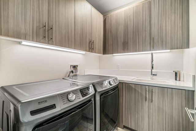 181 Vibe Way, Palm Springs, CA 92262