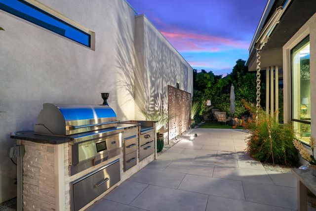 181 Vibe Way, Palm Springs, CA 92262