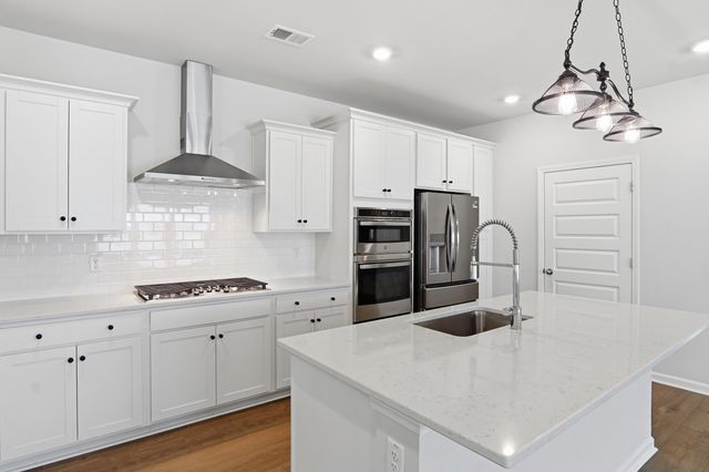 1366 Locals Street, Summerville, SC 29485