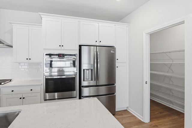 1366 Locals Street, Summerville, SC 29485