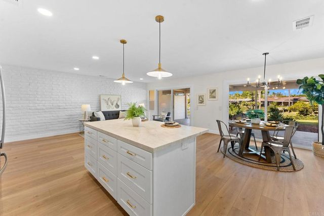 1446 La Linda Drive, San Marcos, CA 92078