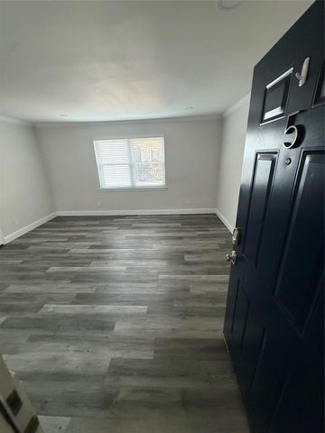 8714 Ilona Lane 6, Houston, TX 77025