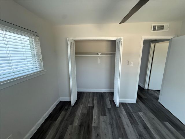 8714 Ilona Lane 6, Houston, TX 77025