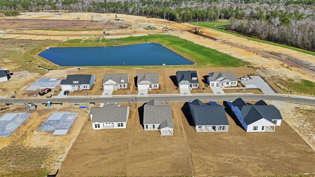 176 River Birch Dr., Loris, SC 29569