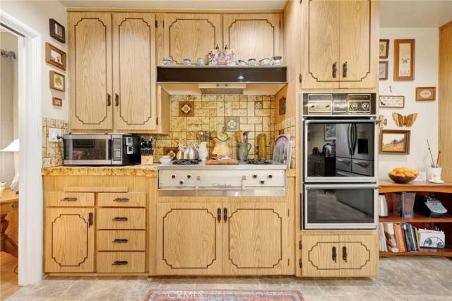 13922 Cohasset Street, Van Nuys, CA 91405