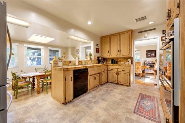 13922 Cohasset Street, Van Nuys, CA 91405