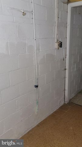 10914 WOODHAVEN DR, Fairfax, VA 22030