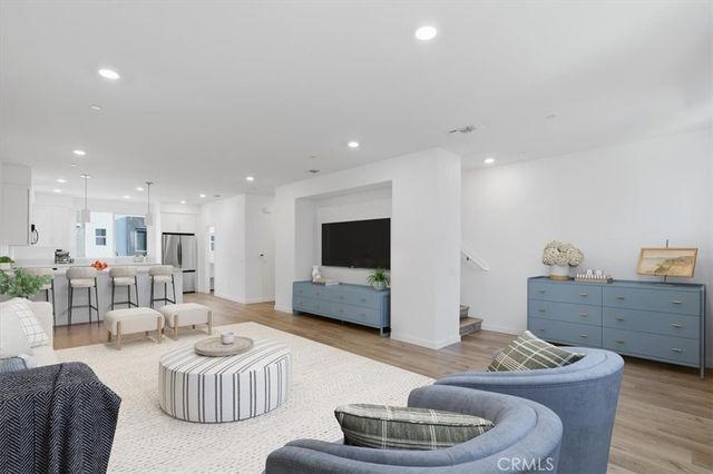 27323 Seven Oaks Lane, Valencia, CA 91381