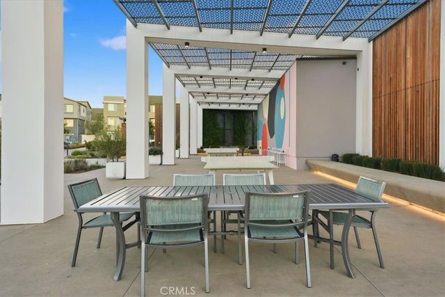 27323 Seven Oaks Lane, Valencia, CA 91381