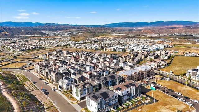 27323 Seven Oaks Lane, Valencia, CA 91381