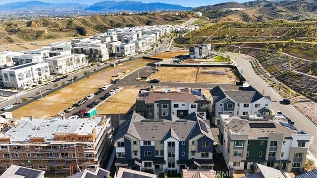 27323 Seven Oaks Lane, Valencia, CA 91381