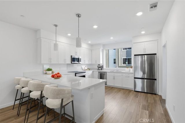 27323 Seven Oaks Lane, Valencia, CA 91381